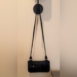 Fossil Genuine Leather Black Crossbody Bag Vintage Style Front Pockets 10” X 6”